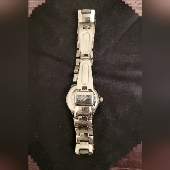 Ladies Vintage Charles Raymond Quartz Watch - Picture 12 of 12